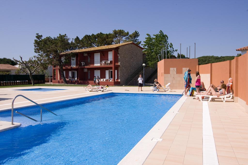El Delfin Verde Torroella de Montgrí Exterior foto