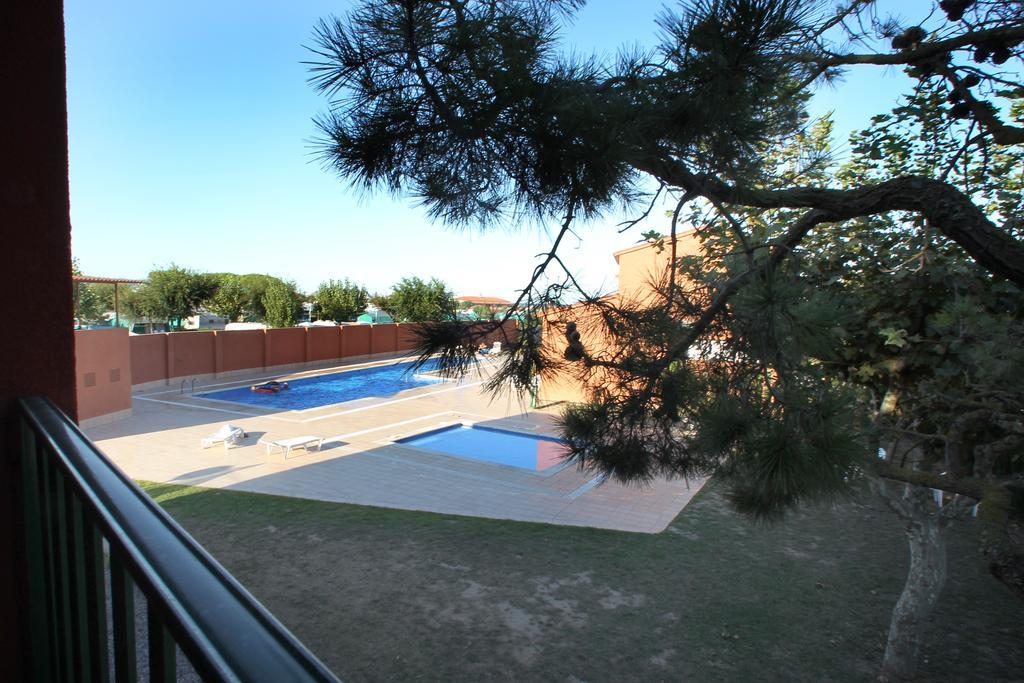 El Delfin Verde Torroella de Montgrí Zimmer foto